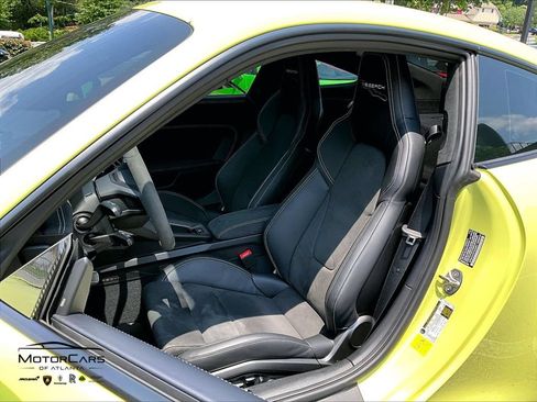 Used 2026 Porsche 911 GT3 RWD image 24