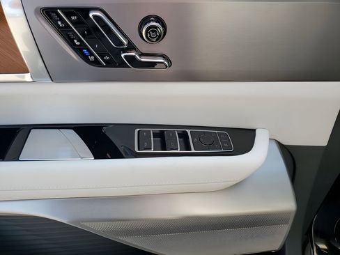 New 2026 Cadillac Vistiq Luxury image 29