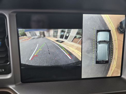 Used 2023 Ford Bronco Outer Banks w/ Sasquatch Package image 38