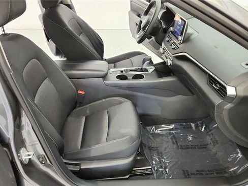 Used 2022 Nissan Altima 2.5 SV AWD/4WD image 36