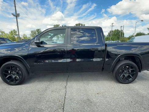 Used 2021 RAM 1500 Laramie AWD/4WD image 5