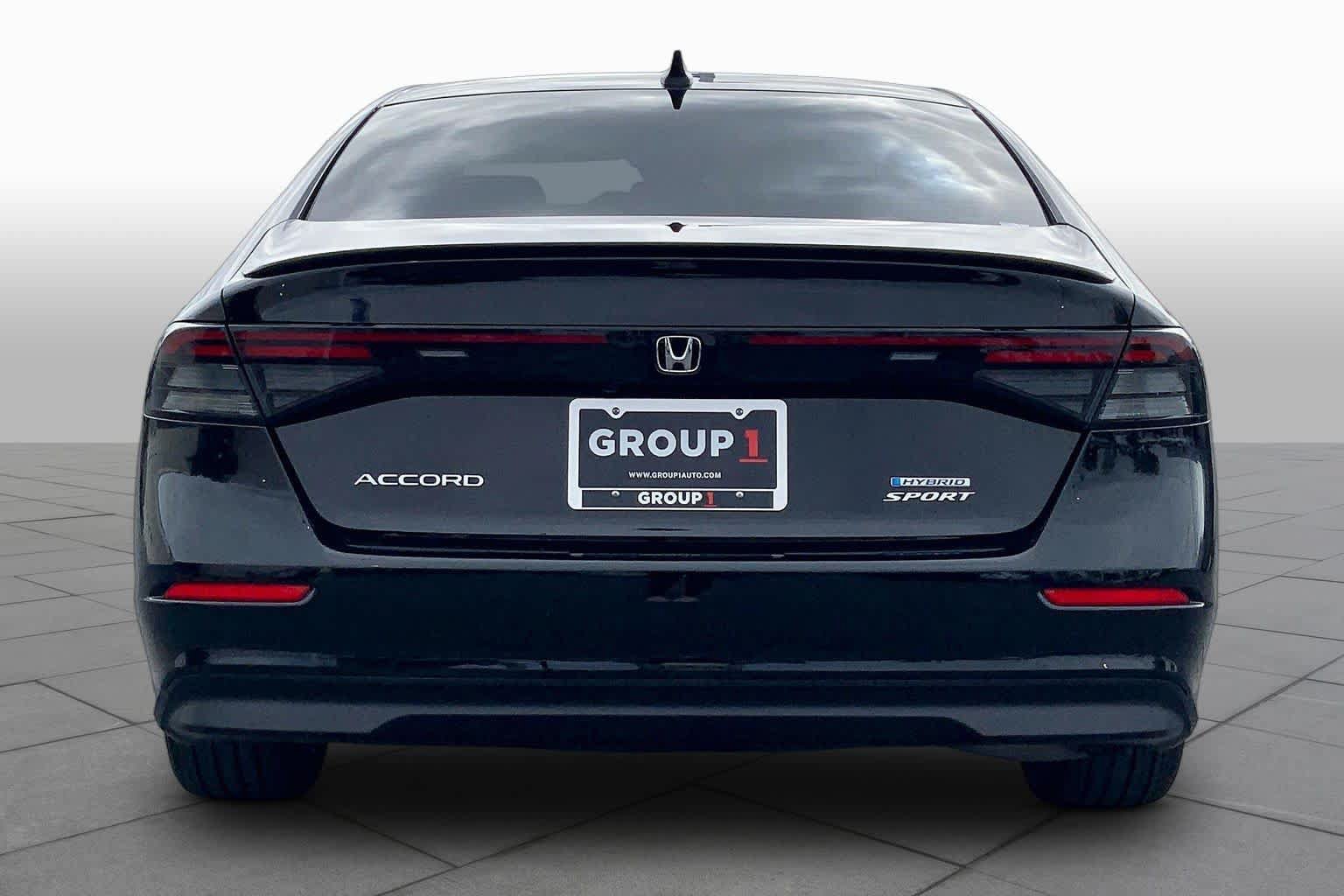 Used 2025 Honda Accord Sport image 4