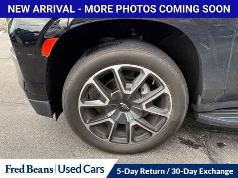 Used 2023 Chevrolet Suburban RST w/ Luxury Package AWD/4WD image 5