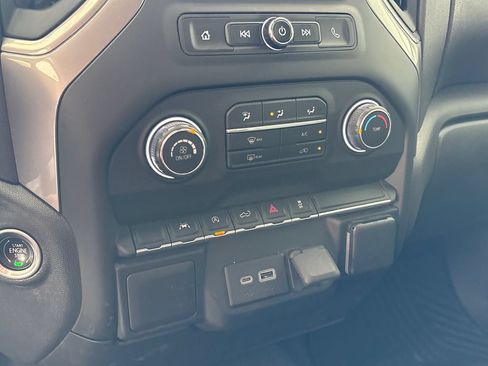 Used 2022 Chevrolet Silverado 1500 Custom w/ LPO, Dark Essentials Package AWD/4WD image 40