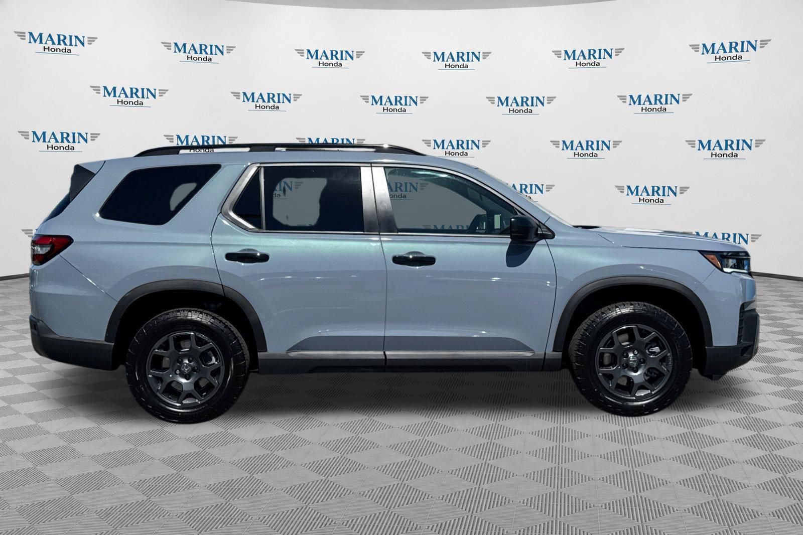 New 2026 Honda Pilot TrailSport image 2