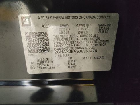Used 2018 Chevrolet Equinox LT FWD image 33