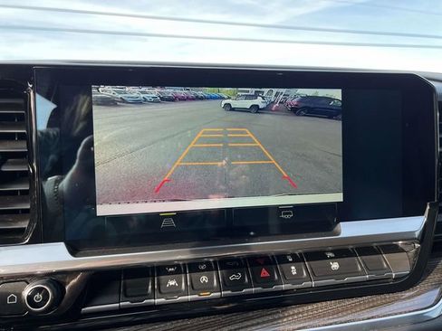 Used 2022 Chevrolet Silverado 1500 RST w/ LPO, Dark Essentials Package image 19