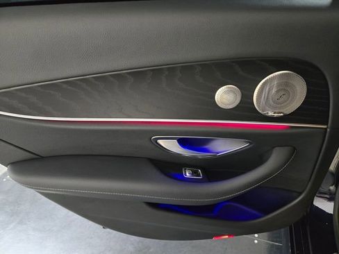 Used 2023 Mercedes-Benz E 350 Sedan image 19