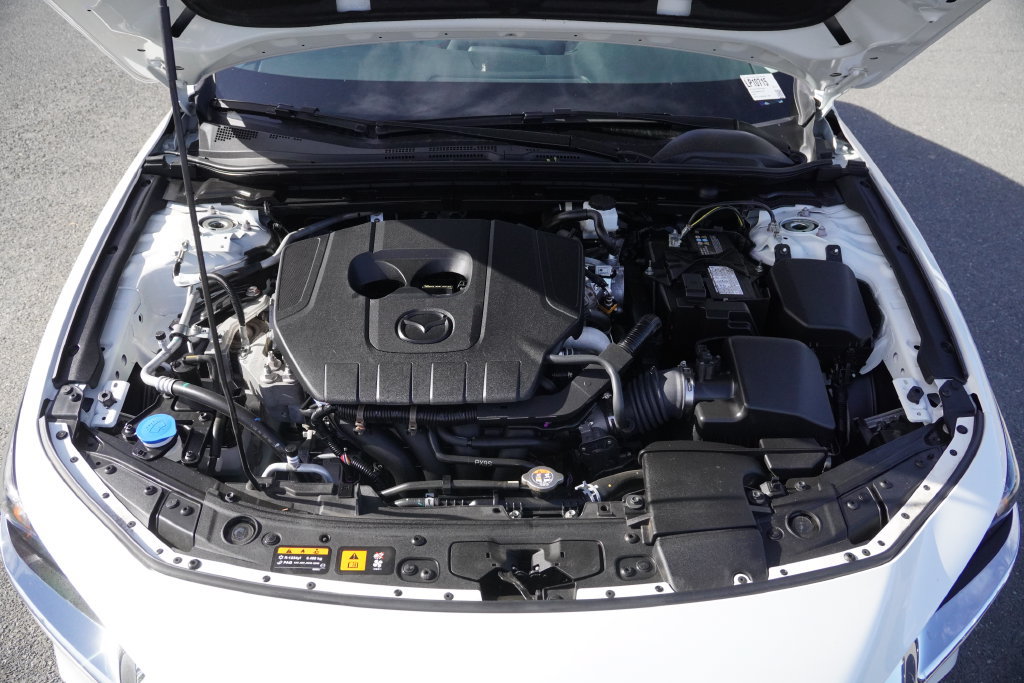 Used 2024 MAZDA MAZDA3 s FWD image 38
