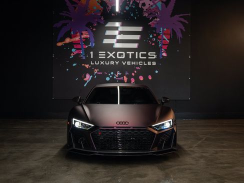 Used 2021 Audi R8 V10 RWD image 3