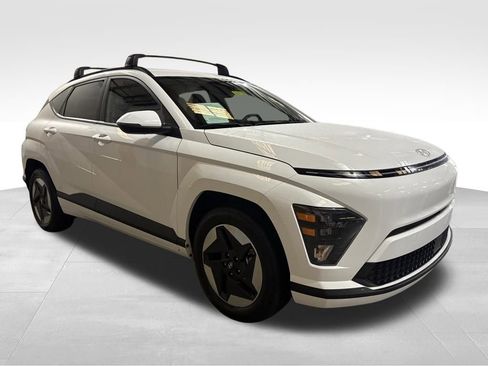 Used 2024 Hyundai Kona SEL image 7