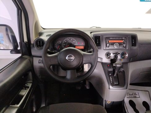 Used 2017 Nissan NV200 S image 31