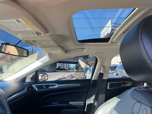 Used 2018 Ford Fusion Energi SE image 26