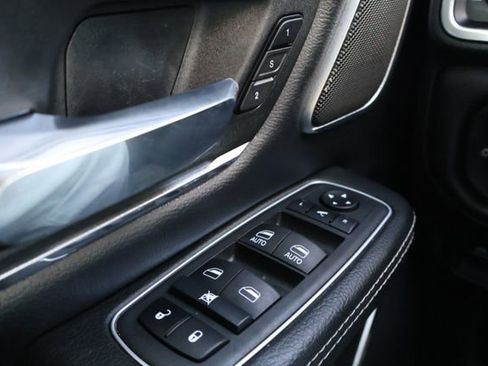 Used 2022 RAM 1500 Laramie image 17