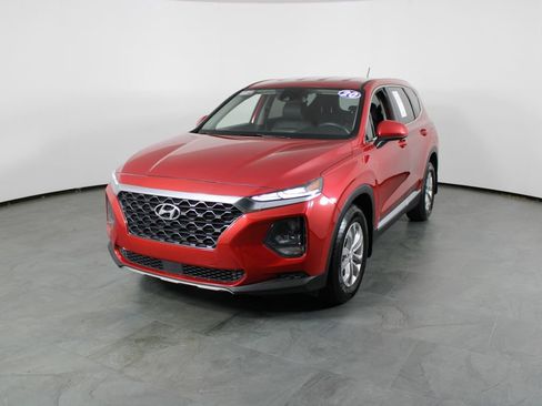 Used 2020 Hyundai Santa Fe SE FWD image 2