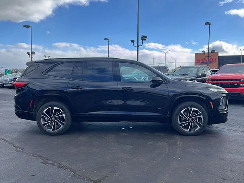 Used 2025 Buick Enclave Sport Touring image 6