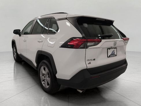 Used 2025 Toyota RAV4 XLE AWD/4WD image 20