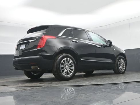 Used 2017 Cadillac XT5 Luxury w/ LPO, Wheel Lock Package image 57