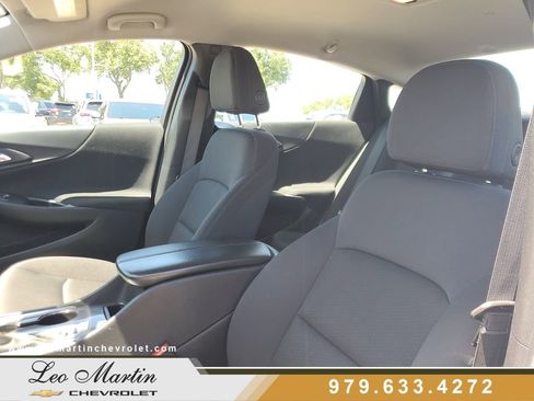Used 2024 Chevrolet Malibu LT FWD image 12