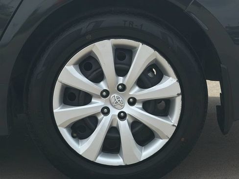 Used 2026 Toyota Corolla LE FWD image 29