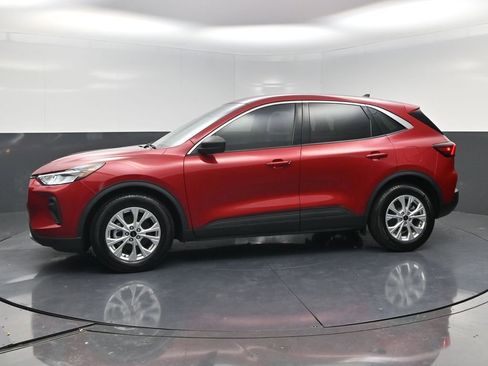 Used 2023 Ford Escape Active FWD image 3