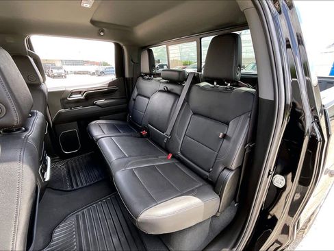 Used 2023 Chevrolet Silverado 1500 LTZ w/ Technology Package AWD/4WD image 18