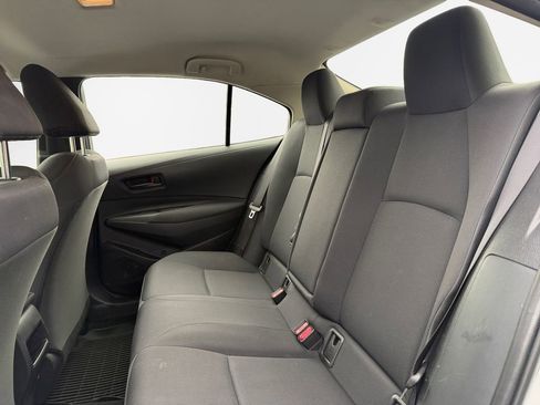 Used 2022 Toyota Corolla LE image 24