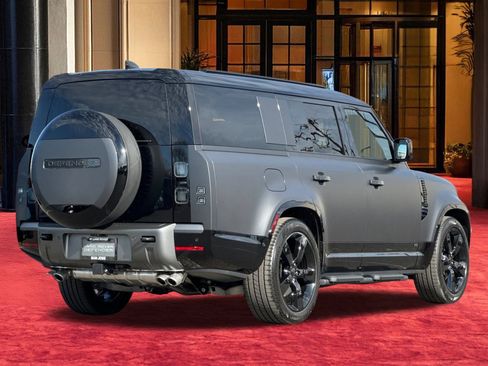 New 2026 Land Rover Defender 130 V8 image 10