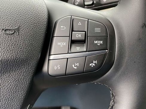 Certified 2025 Ford Maverick Lariat w/ 4K Tow Package image 22