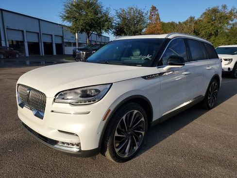 Used 2021 Lincoln Aviator Reserve w/ Equipment Group 201A image 2