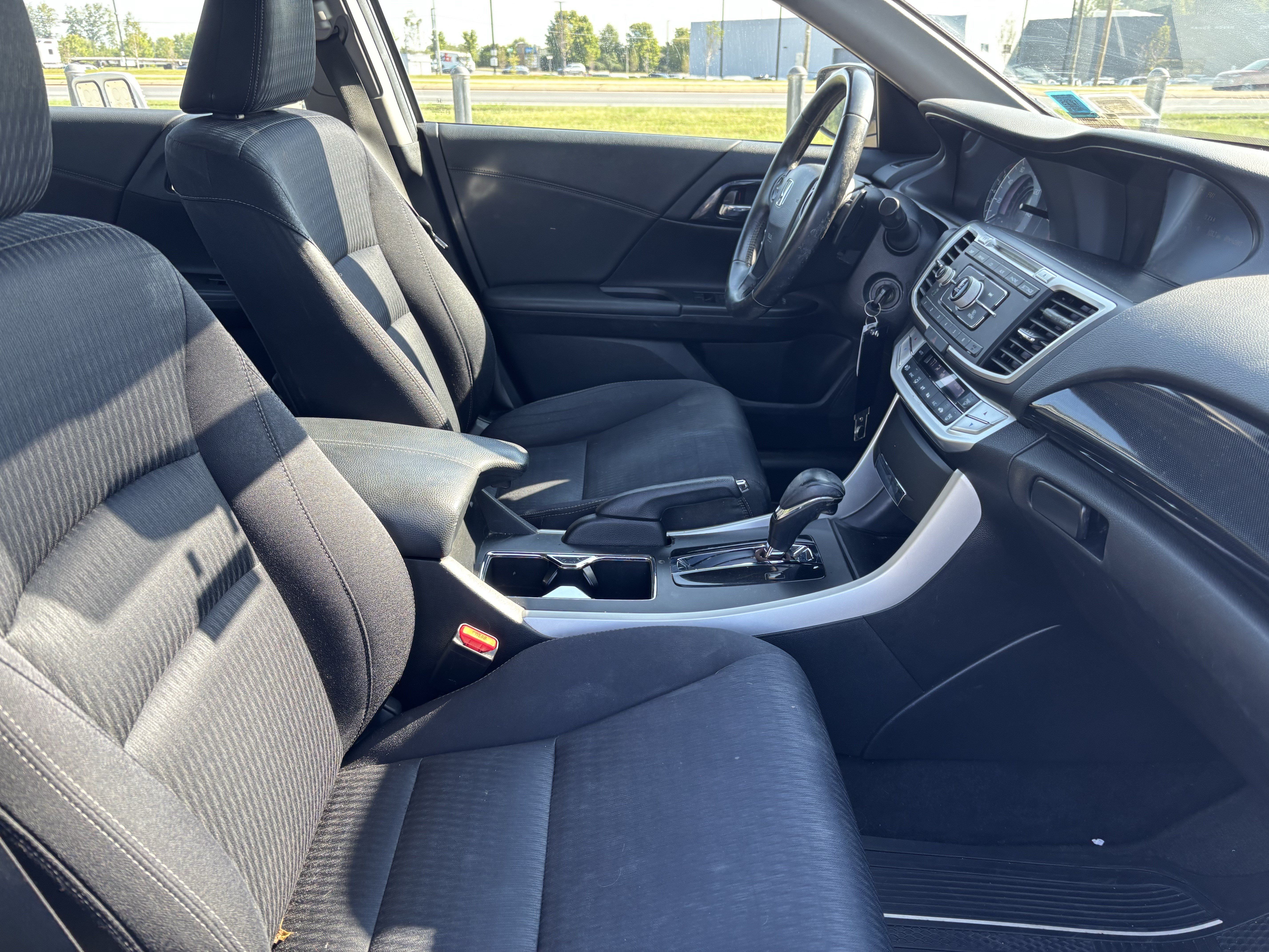 Used 2015 Honda Accord Sport image 36