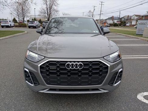 Certified 2023 Audi Q5 2.0T Premium w/ Convenience Package image 2