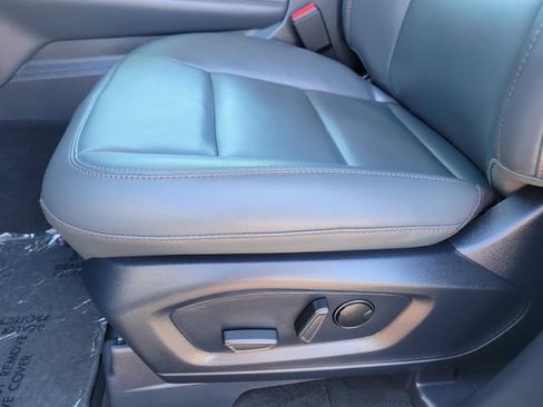 Used 2026 Ford Explorer Active w/ Active Comfort Package RWD image 22