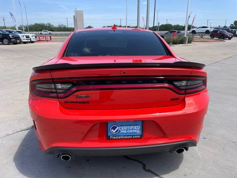 Used 2022 Dodge Charger GT w/ Blacktop Package RWD image 4