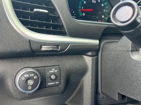 Used 2015 Chevrolet Traverse LT FWD image 13