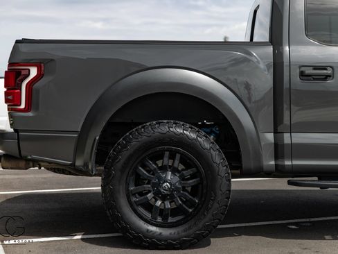 Used 2018 Ford F150 Raptor w/ Equipment Group 802A Luxury AWD/4WD image 16