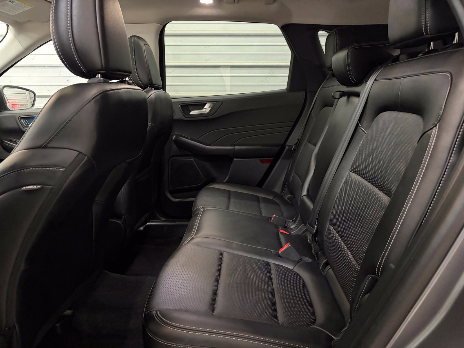 Used 2021 Ford Escape Titanium AWD/4WD image 21