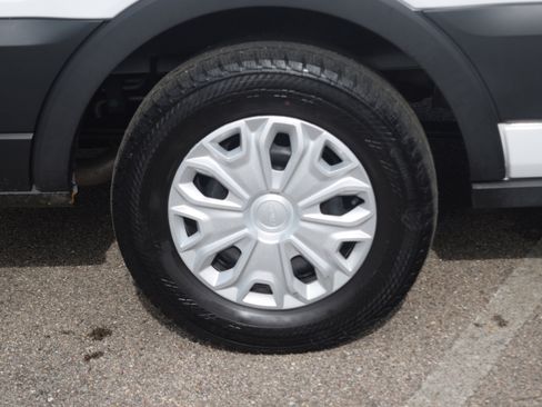 Used 2024 Ford Transit 350 XLT image 29