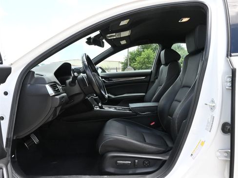 Used 2021 Honda Accord Sport image 17