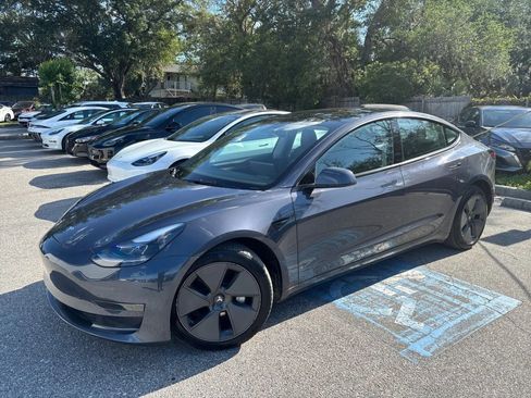 Used 2023 Tesla Model 3 Standard Range RWD image 2