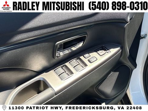 Used 2018 Mitsubishi Outlander Sport SEL AWD/4WD image 5