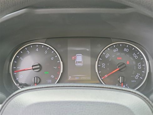 Used 2020 Toyota RAV4 XLE image 35