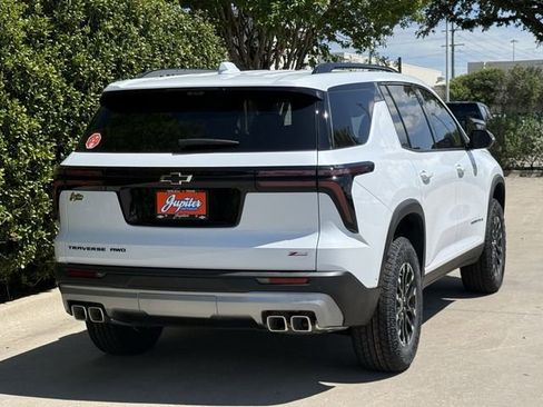 New 2026 Chevrolet Traverse Z71 w/ Enhanced Driving Package AWD/4WD image 4