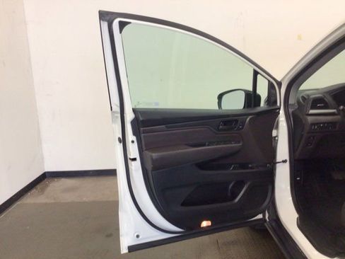 Used 2018 Honda Odyssey EX-L image 16