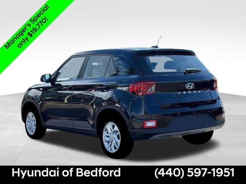 Certified 2026 Hyundai Venue SE FWD image 5