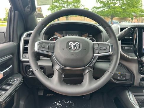 New 2025 RAM 2500 Big Horn image 32