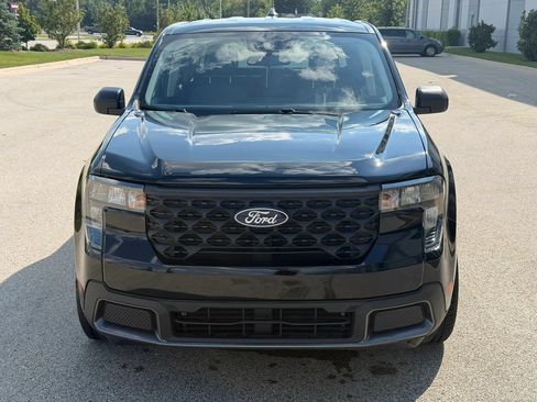 Used 2025 Ford Maverick XLT FWD image 2