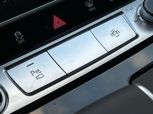 New 2026 Audi Q7 3.0T Premium Plus AWD/4WD image 27