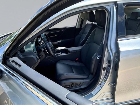 Used 2023 Lexus ES 350 w/ ES 350 Ultra Luxury Package FWD image 23