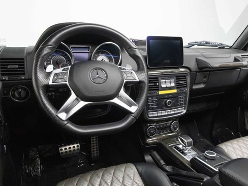 Used 2017 Mercedes-Benz G 63 AMG 4MATIC image 6